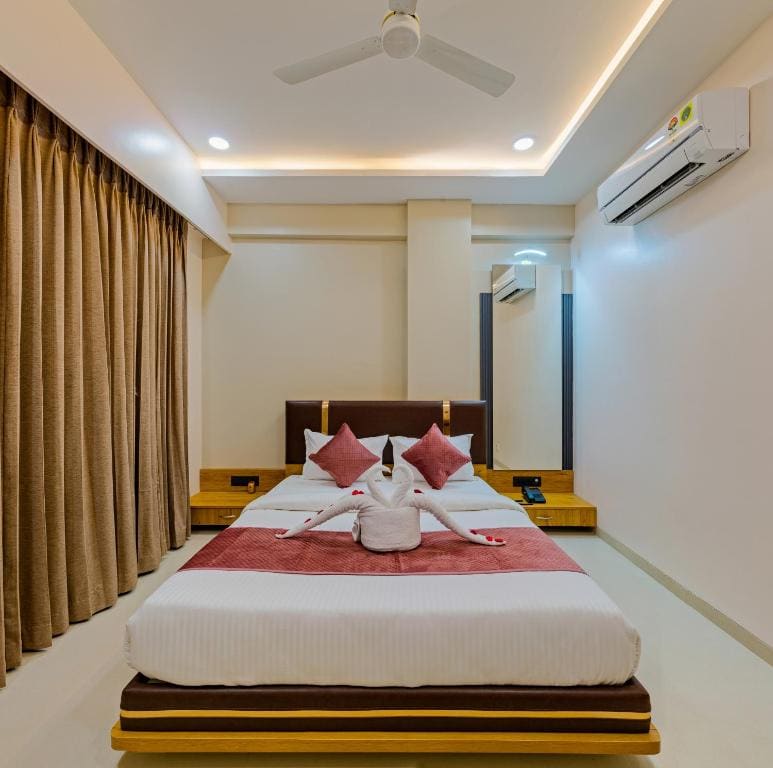 Deluxe Double Room room - Image 1