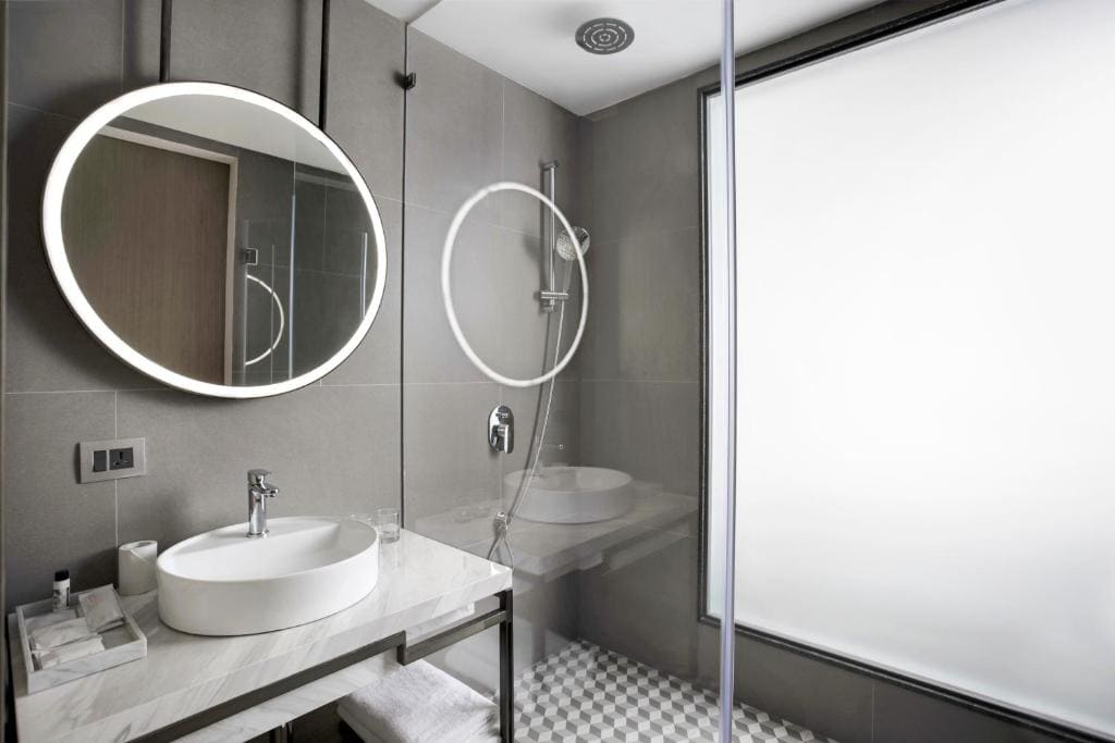 Deluxe Double Room room - Image 2