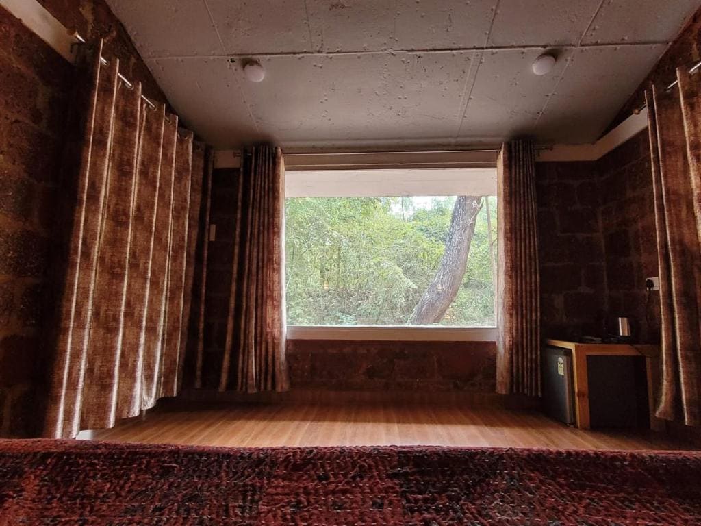 Deluxe Room room - Image 3