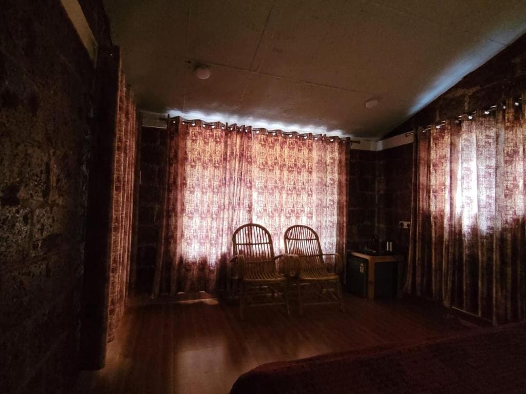 Deluxe Room room - Image 2