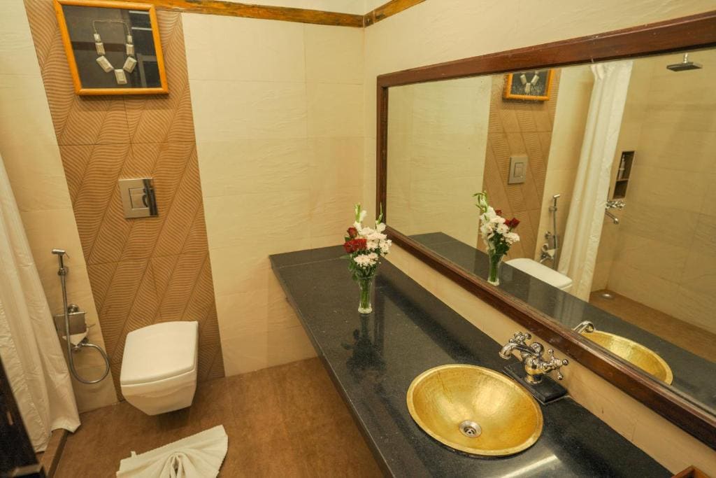 Deluxe Room room - Image 2