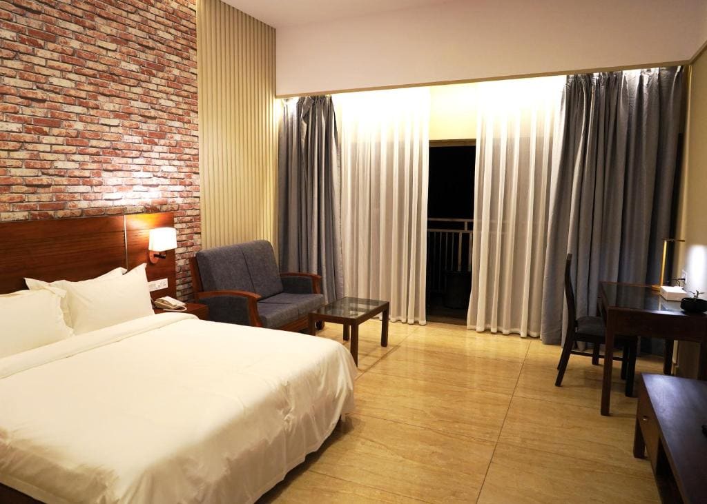 Grove View Melton with 10% discount on Spa room - Image 2