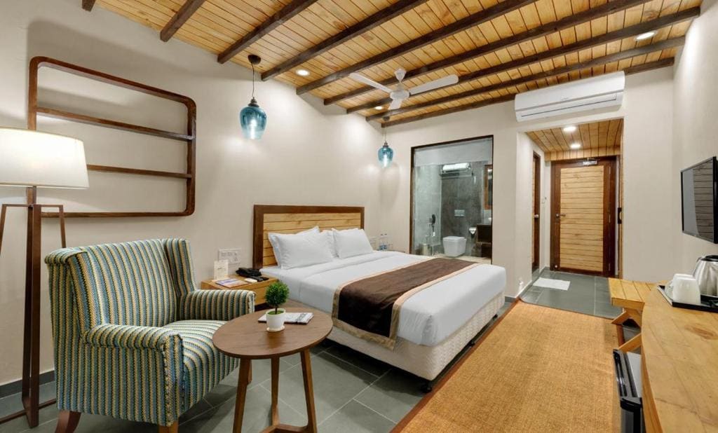Deluxe Room room - Image 3