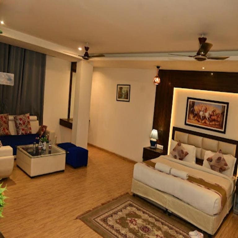 Suite room - Image 2