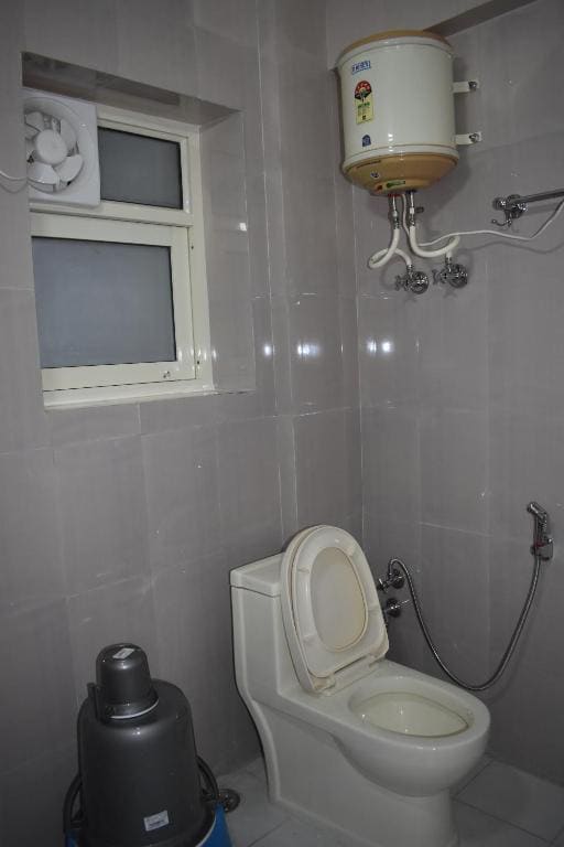 Double Room with Private Bathroom room - Image 3