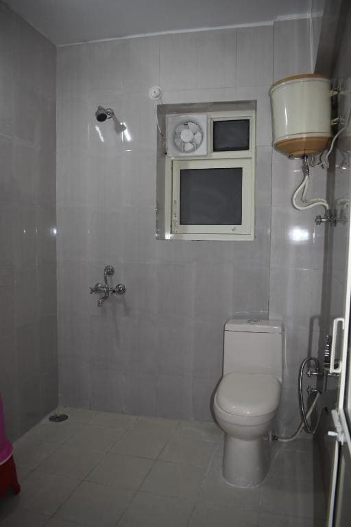 Family Room with Balcony room - Image 3