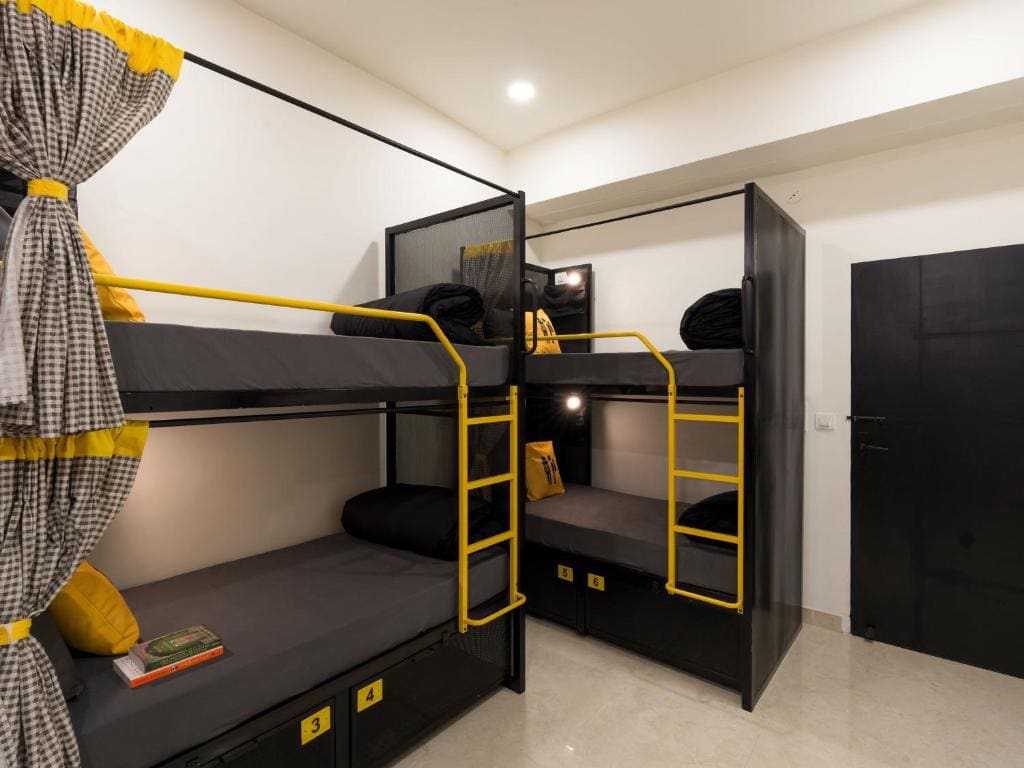 Bed in 6-Bed Mixed Dormitory Room room - Image 3