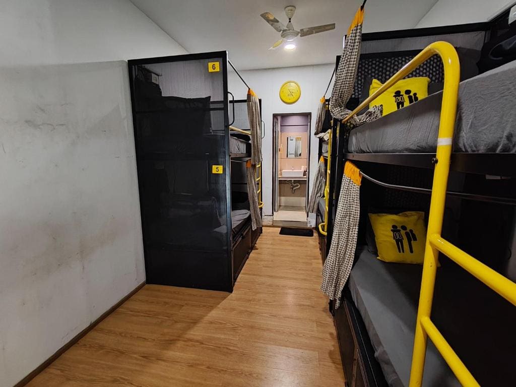 Bed in 6-Bed Mixed Dormitory Room room - Image 2