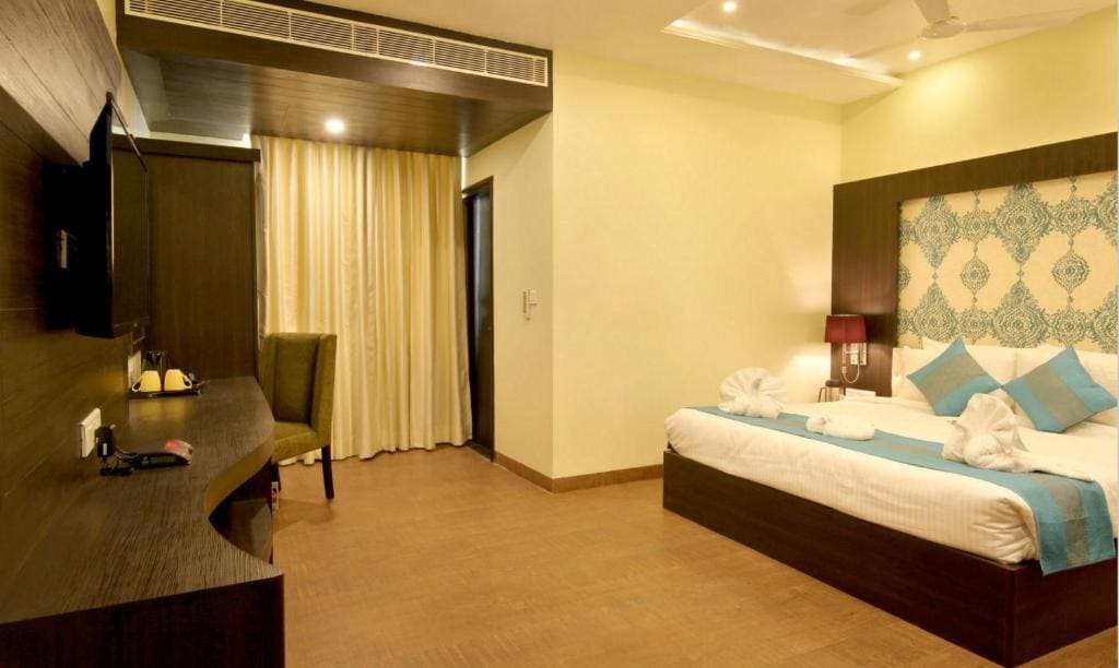 King Room with Mountain View room - Image 1