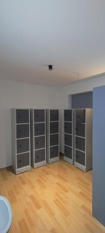Bed in 8 - Bed Male Dormitory Room room - Image 3