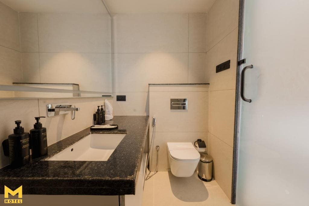 Deluxe Double or Twin Room room - Image 3
