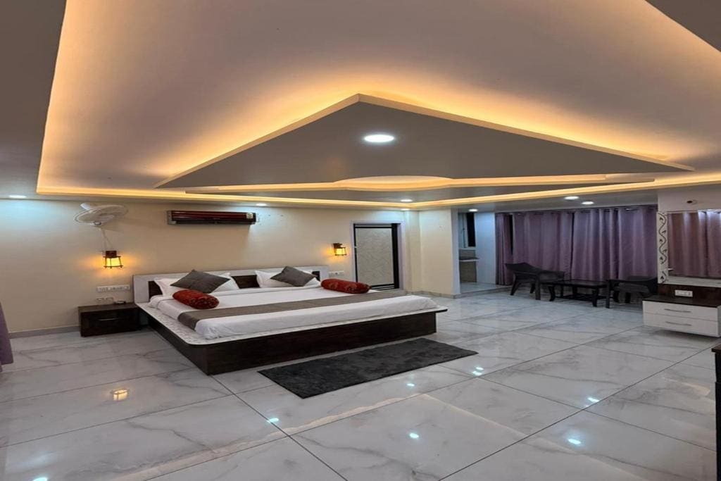 Deluxe Double Room room - Image 1