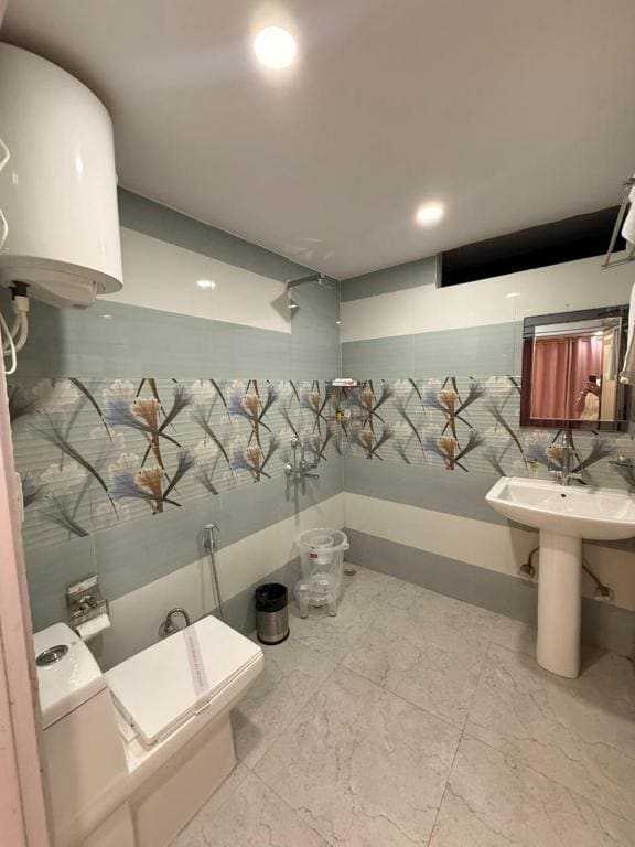 Deluxe Double Room room - Image 2