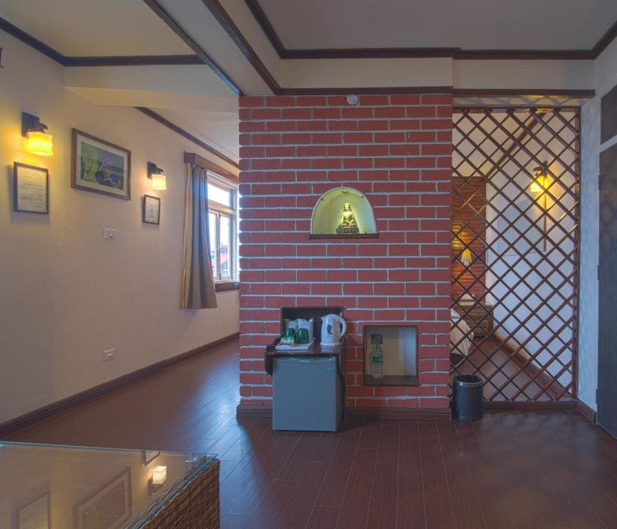 Deluxe Double or Twin Room room - Image 3