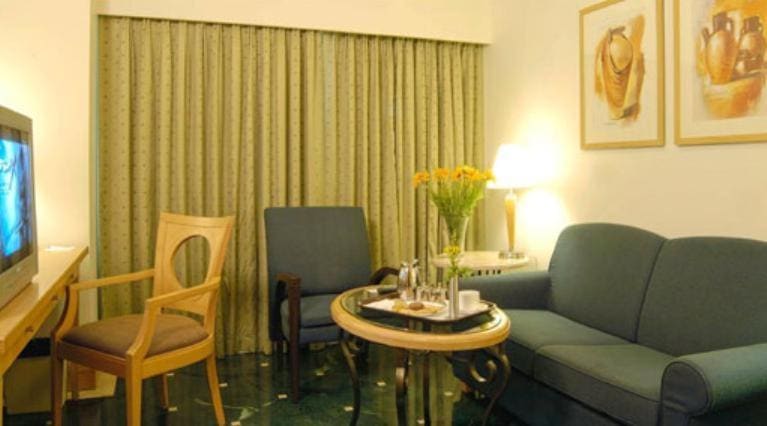 Executive Suite room - Image 2
