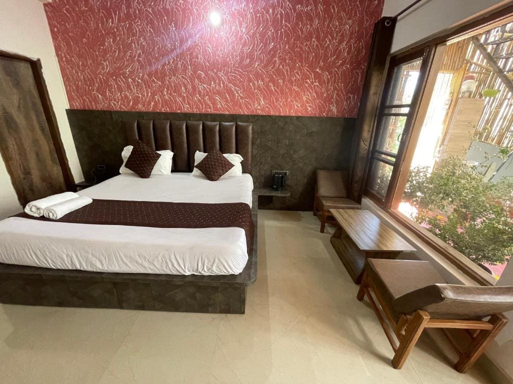 Deluxe Double room - Image 3