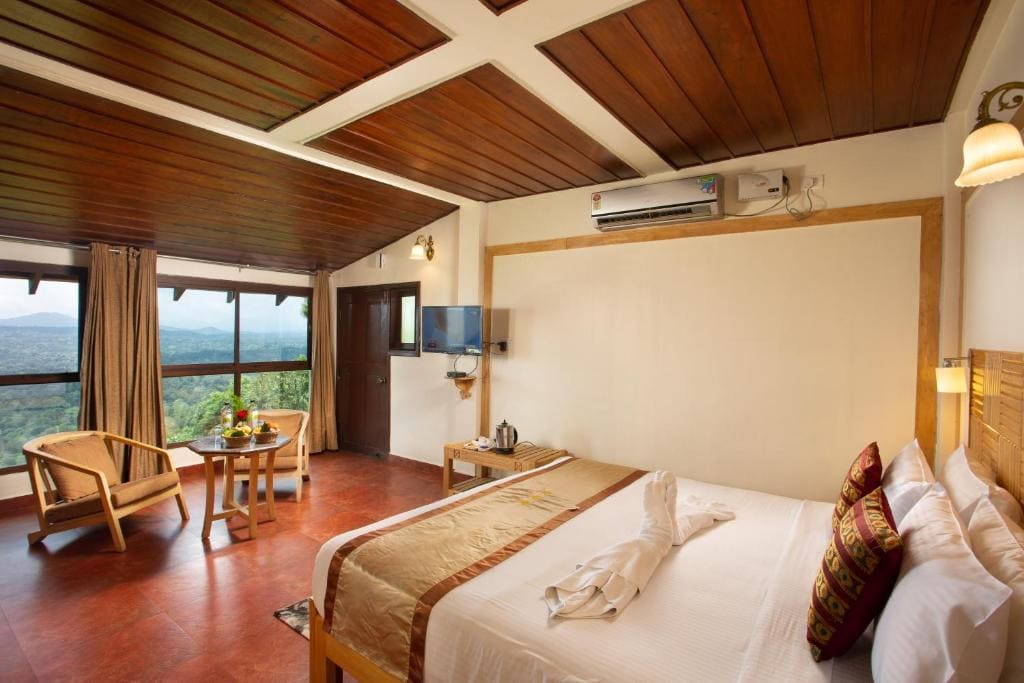 Mountain View Cottage room - Image 2