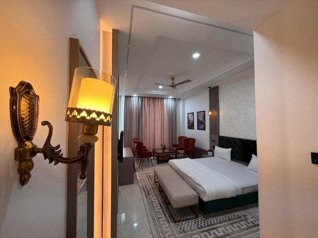Deluxe Double Room room - Image 2