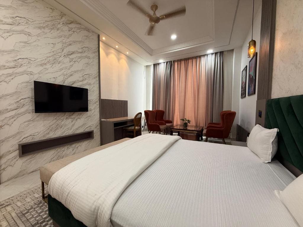 Deluxe Double Room room - Image 1