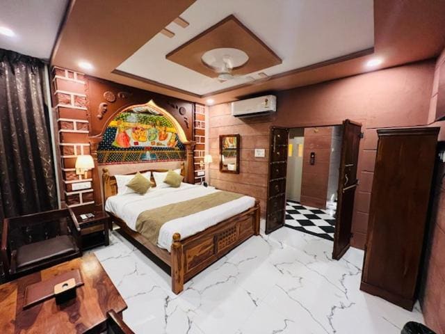 King Room with Mountain View room - Image 3