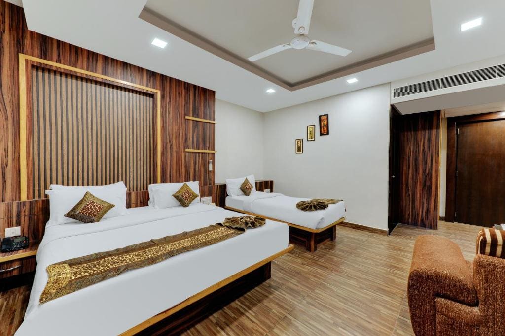 Deluxe Double Room room - Image 2