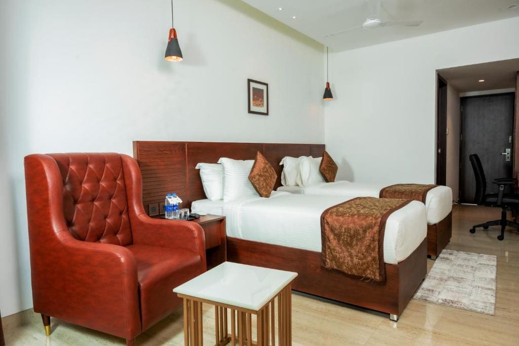 Superior King Room room - Image 3