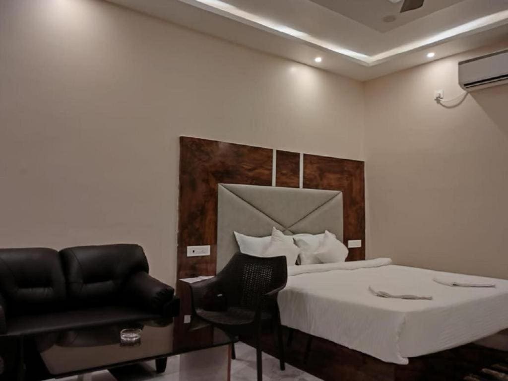 Premium Cottage Ground Floor room - Image 1