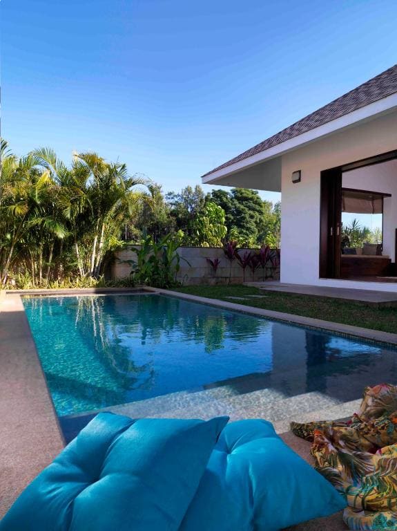 Estate Pool Villa Twin Bed and 10% discount on spa services room - Image 3