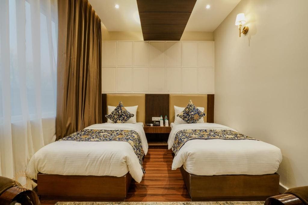 Standard King Room room - Image 2