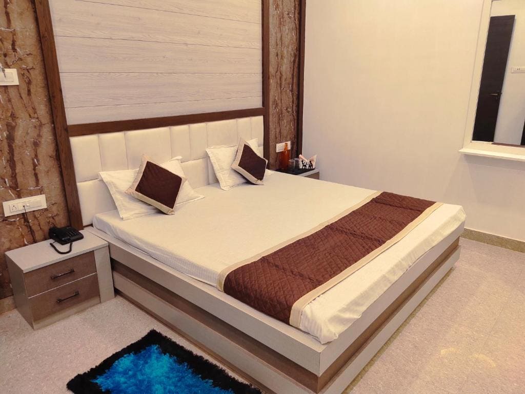 Deluxe Double Room room - Image 1