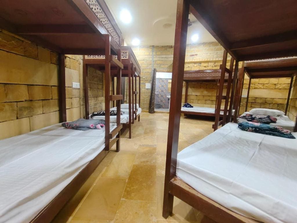 Bed in 10-Bed Mixed Dormitory Room room - Image 3