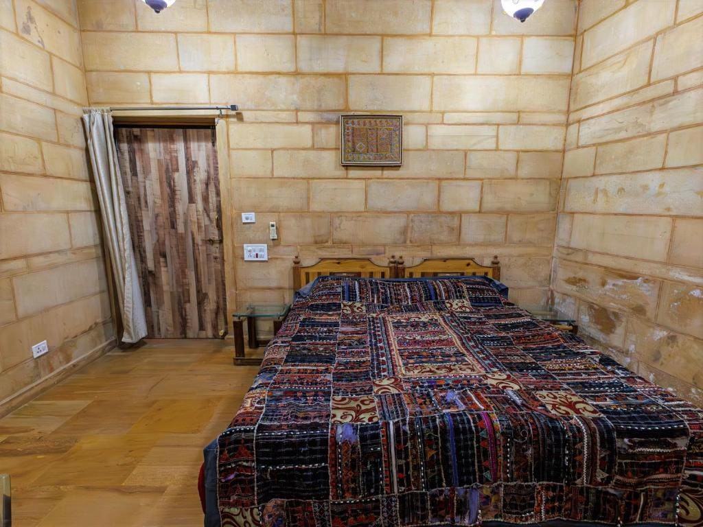 Bed in 10-Bed Mixed Dormitory Room room - Image 1