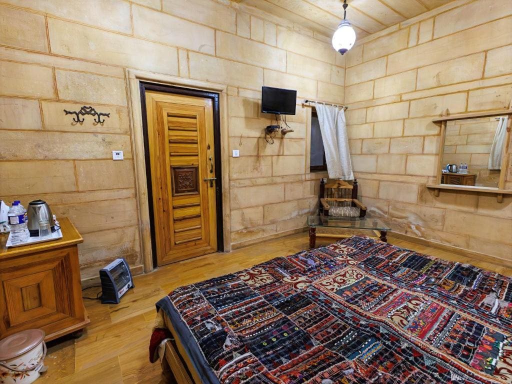 Deluxe Double Room room - Image 3