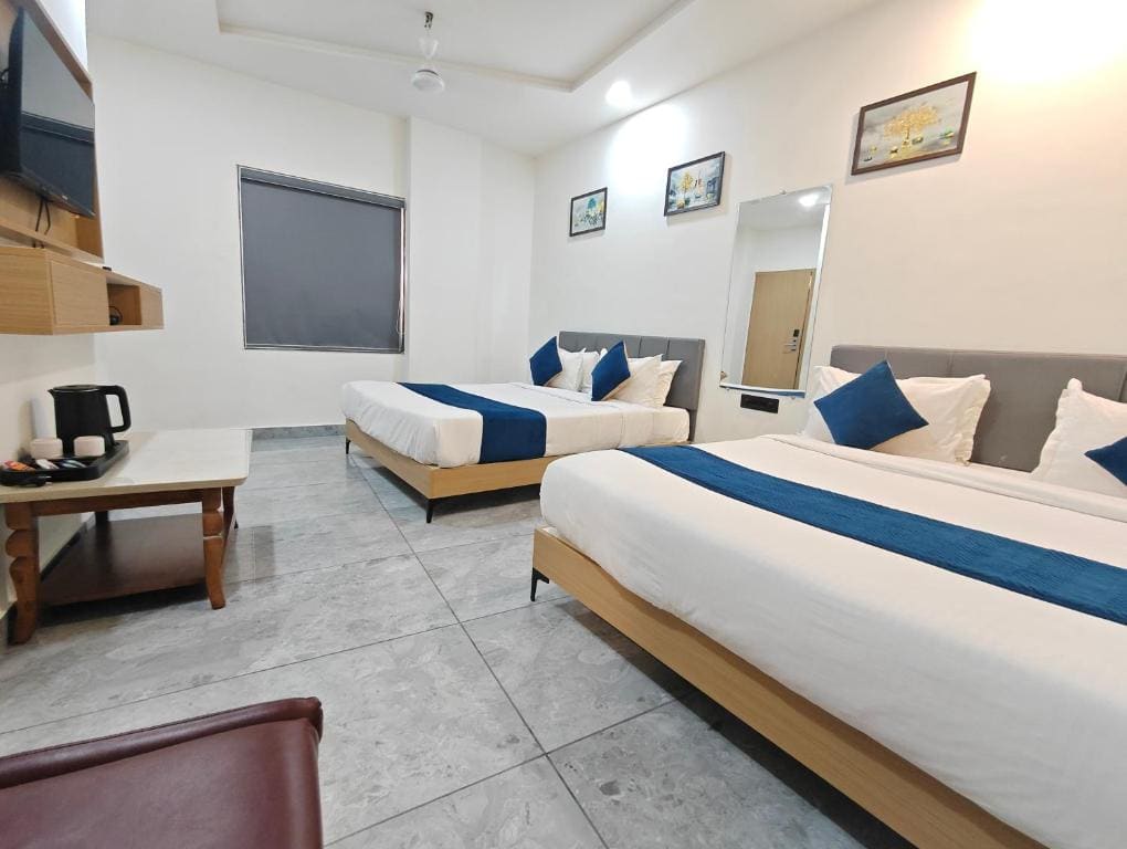 Deluxe Double Room room - Image 3