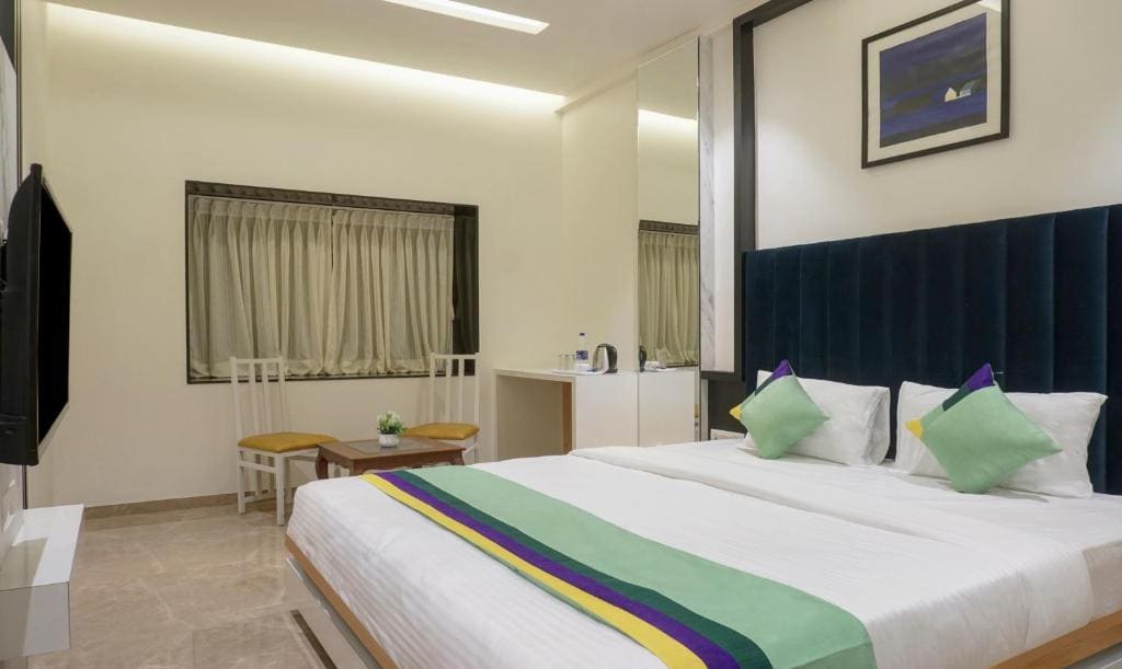 Deluxe Double Room room - Image 2