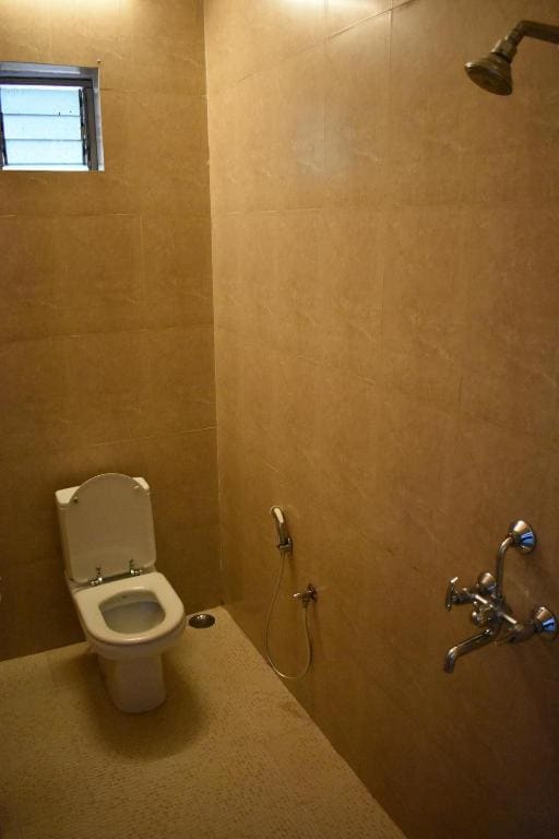 Cozy Double Room room - Image 2