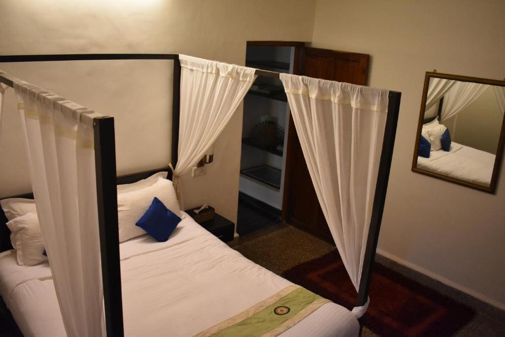 Large Double Room room - Image 2