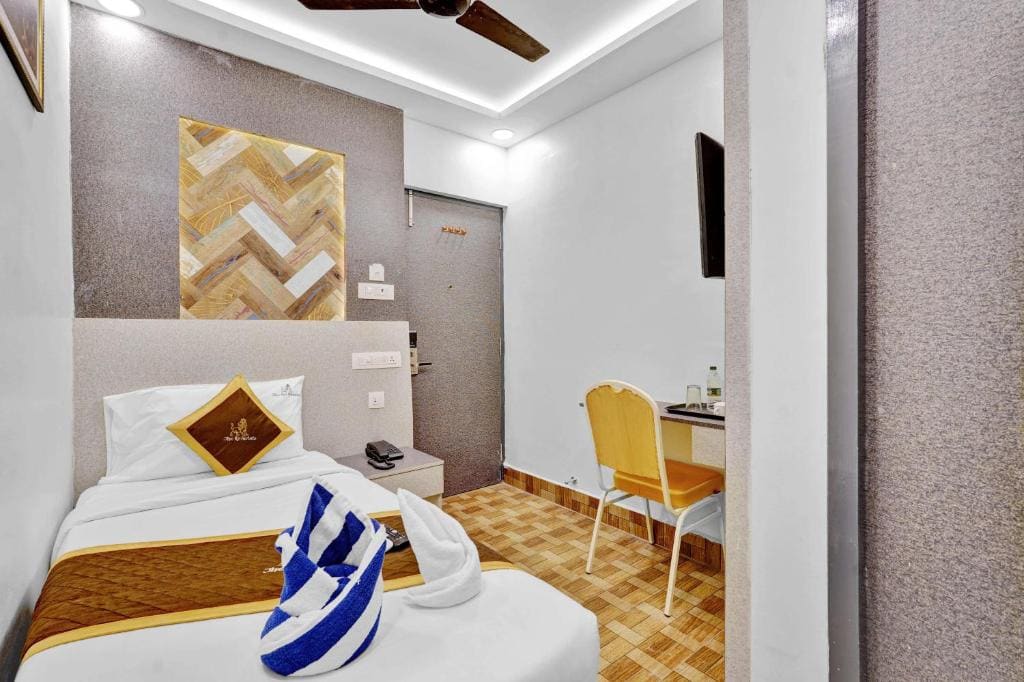 Budget Double Room room - Image 2