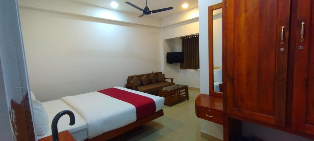 Family Room with Garden View room - Image 3