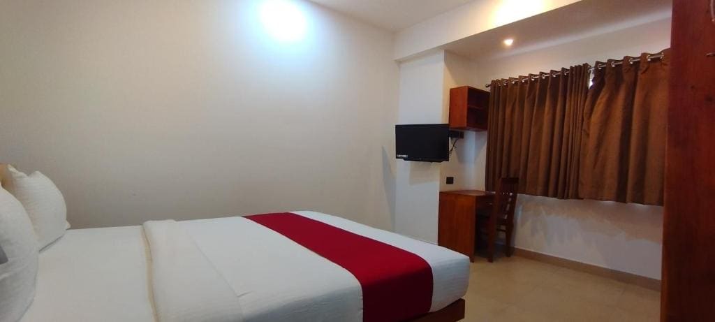 Double Room with Patio room - Image 3