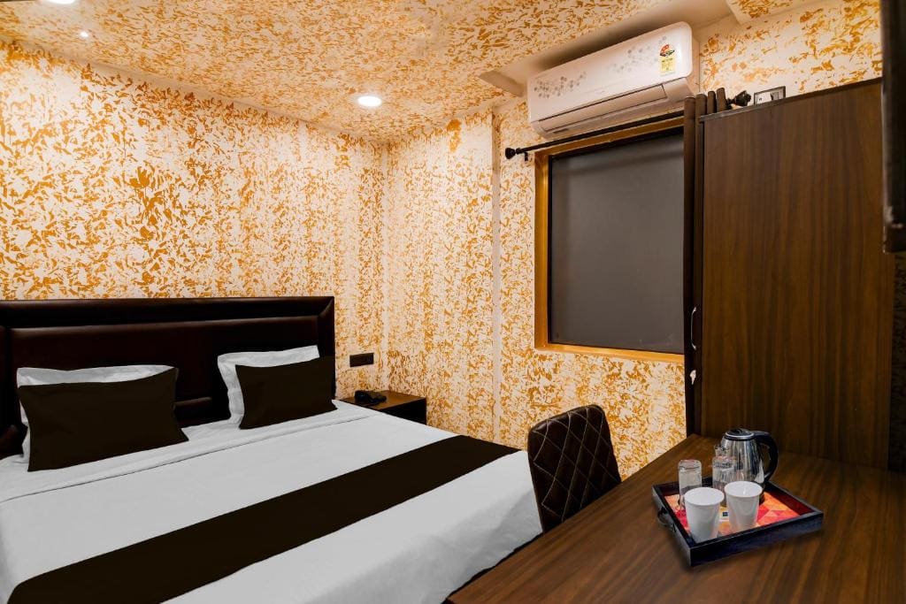 Classic Triple Room room - Image 3