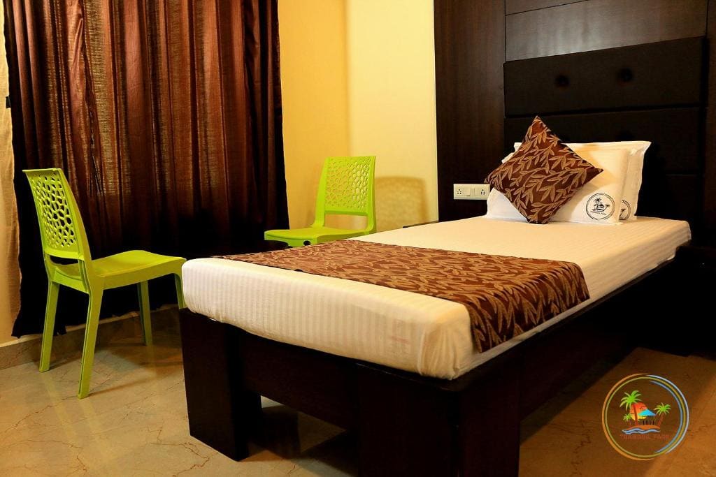 Standard Double or Twin Room room - Image 3