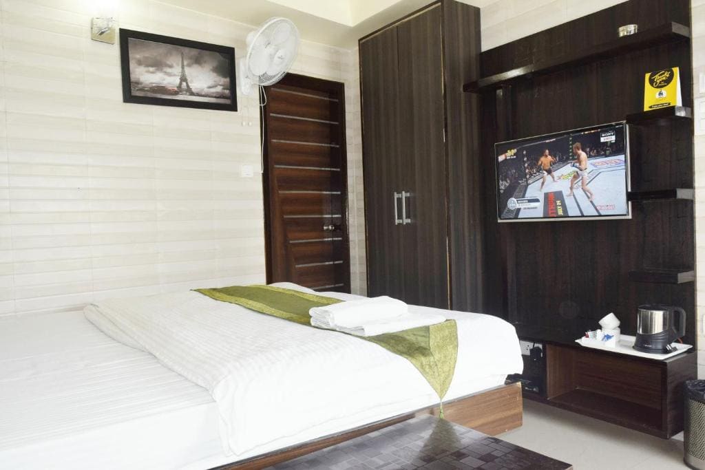 Economy Double Room room - Image 2