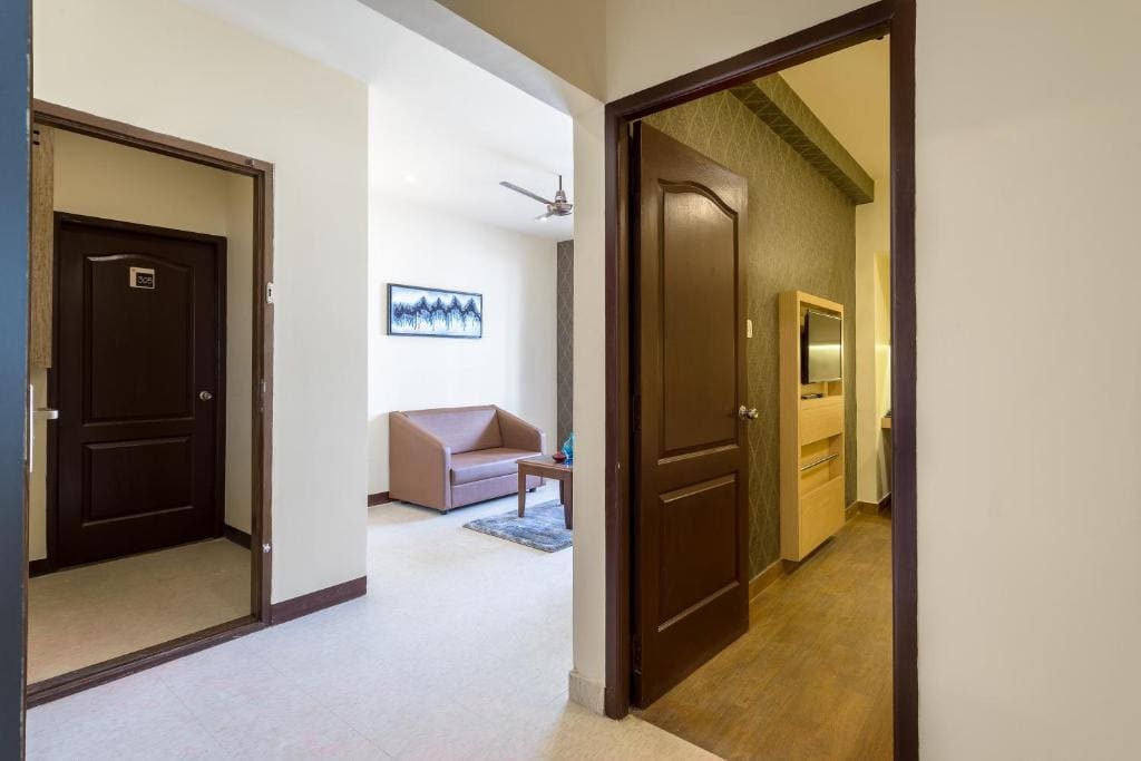 Premium Room with Living Area room - Image 1