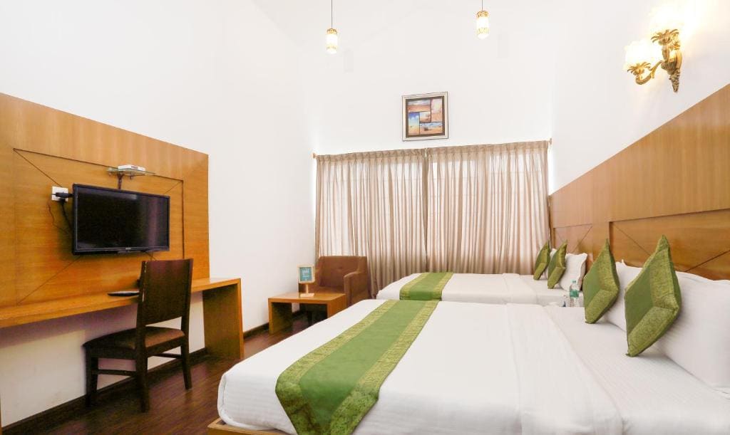 Premium Room with Mountain View room - Image 1