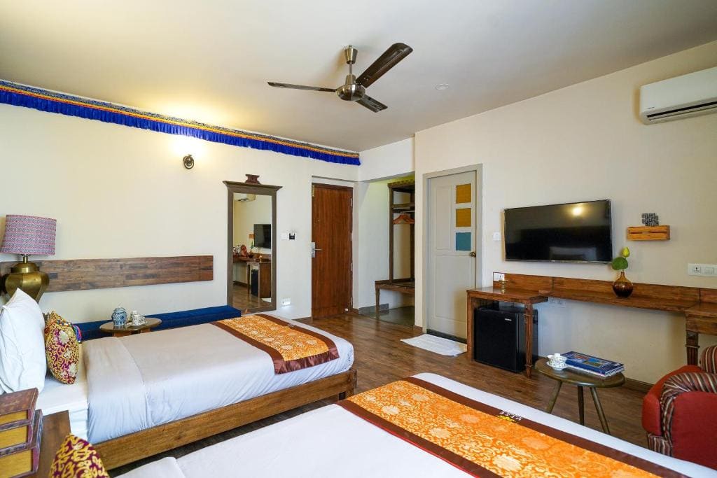 Large Twin Room room - Image 2