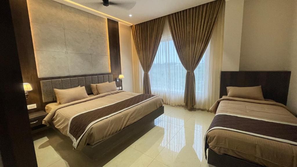 Executive Triple Room room - Image 3