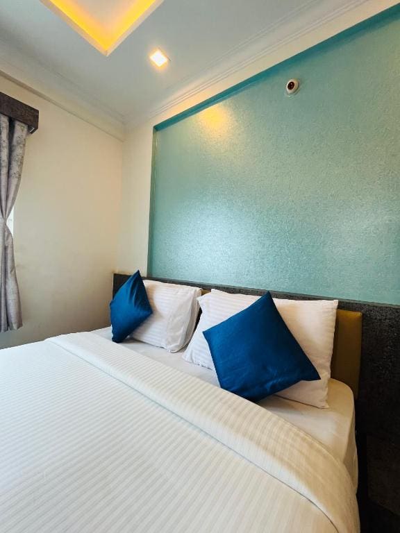 Budget Double Room room - Image 3
