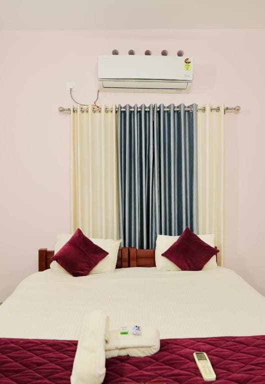 Deluxe Double Room room - Image 3