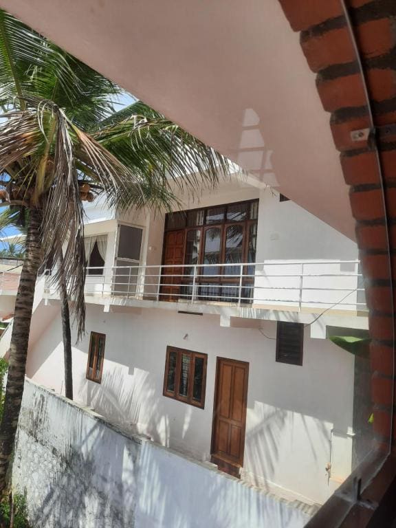 Double Room with Sea View room - Image 2